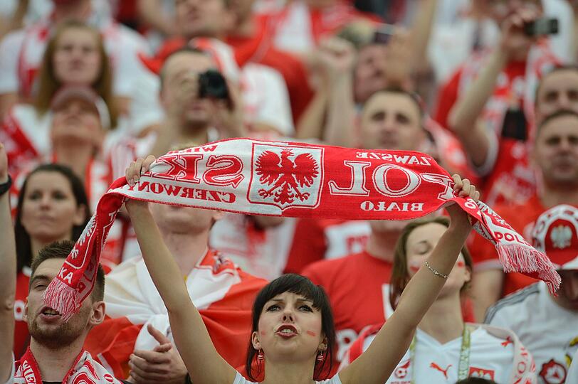 Schrill, bunt, Fußball: Das sind die besten Fan-Kostüme zur EM 2012! Zum Durchklicken!