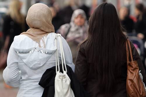 Schlechte Noten beim interkulturellen Miteinander: Bildung ist das größte Integrations-Hindernis in Nürnberg.