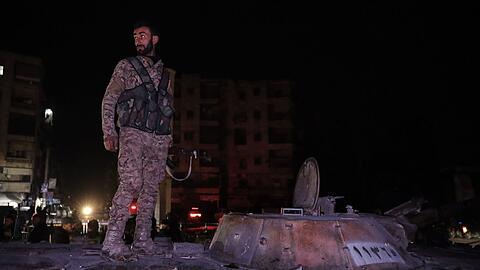 Die K&auml;mpfe zwischen Regierungstruppen und syrischen K&auml;mpfern sind nach einer kurzen Waffenruhe wieder aufgeflammt.