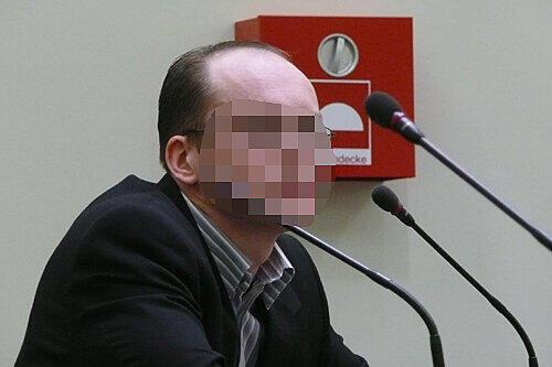 Angeklagt: Finanzwirt Norbert A. (31).