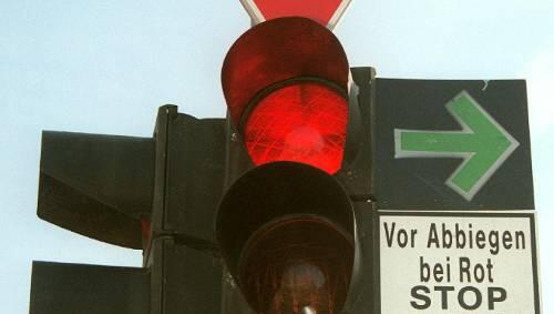 Deutschlands Parteien ampeln wieder mal gewaltig herum. Deutschlands Parteien ampeln wieder mal gewaltig herum.