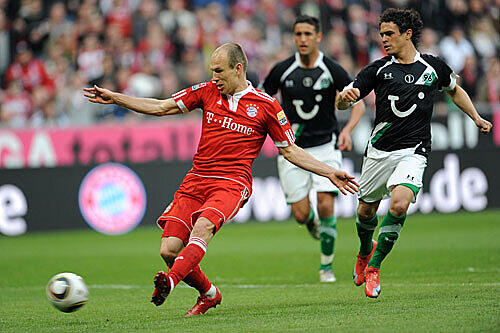Auf dem Weg zum 5:0: Arjen Robben