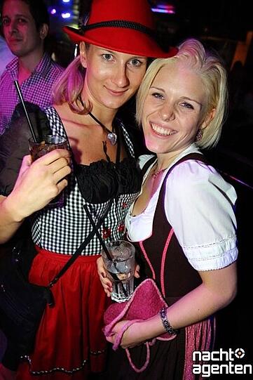 16 Tage Wies&rsquo;n - 16 Tage neuraum am Montag. Mehr Bilder unter: