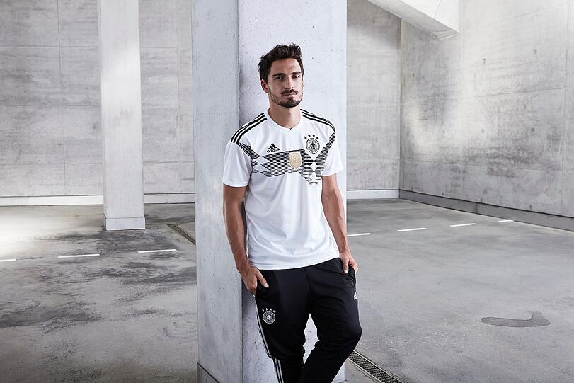 ... Mats Hummels treten mit dem DFB-Team gegen England (10. November, 20:45 Uhr) und gegen Frankreich (14. November, 20:45 Uhr) an.
