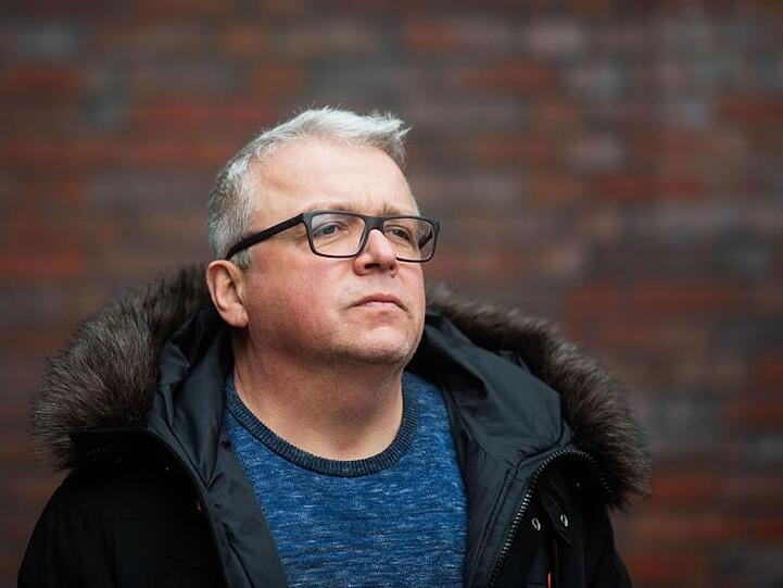 Arnd Focke (SPD), trat wegen Nazi-Drohungen als Bürgermeister der Gemeinde Estorf im Landkreis Nienburg zurück.
