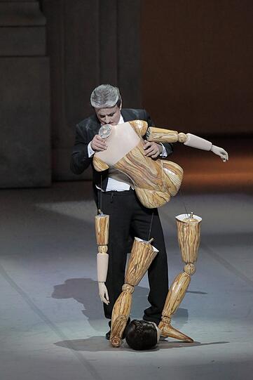 Das Staatsballett tanzt "Coppélia" im Nationaltheater.