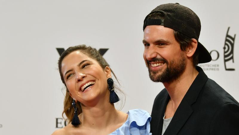 Tom Beck und Chryssanthi Kavazi werden Eltern. Tom Beck und Chryssanthi Kavazi werden Eltern.