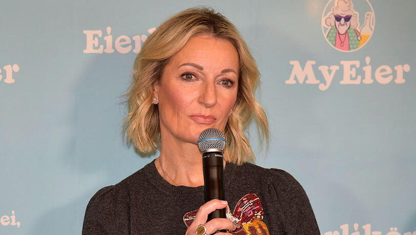 Monika Gruber fordert mehr Mut bei der Meinungs&auml;u&szlig;erung.