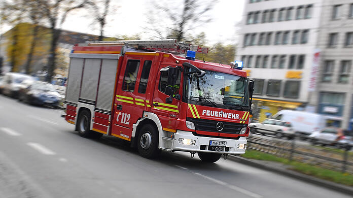 Die Feuerwehr ist im Einsatz in München. (Symbolbild)