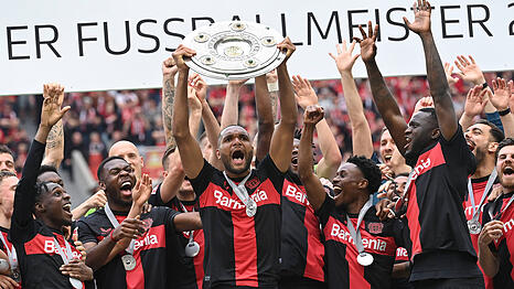 Jonathan Tah war einer der entscheidenden Bausteine bei der Meistersaison von Bayer Leverkusen.