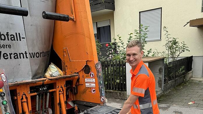 Der Chef der Münchner Grünen Florian Siekmann hat als Mülllader mitgearbeitet. Er fordert mehr Respekt für den Job.