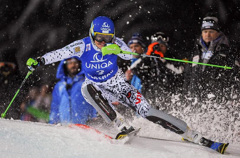 Velez Zuzulova gewann den Nachtslalom in der Flachau.