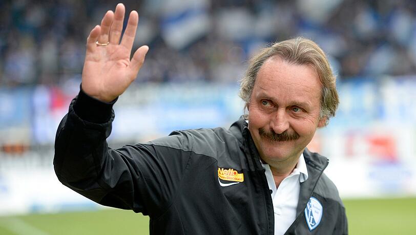 Peter Neururer coachte bis Ende 2014 den Zweitligisten VfL Bochum. Peter Neururer coachte bis Ende 2014 den Zweitligisten VfL Bochum.