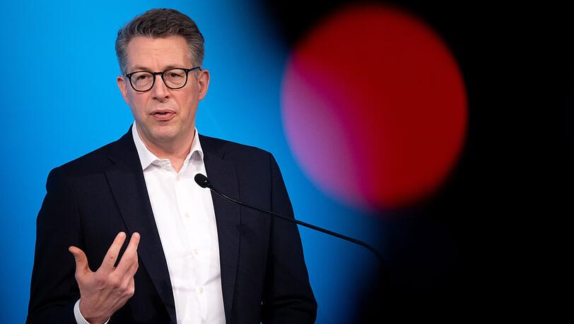 Bayerns Wissenschaftsminister Markus Blume (CSU) setzt auf eine "kluge Außenwissenschaftspolitik". (Archivbild)