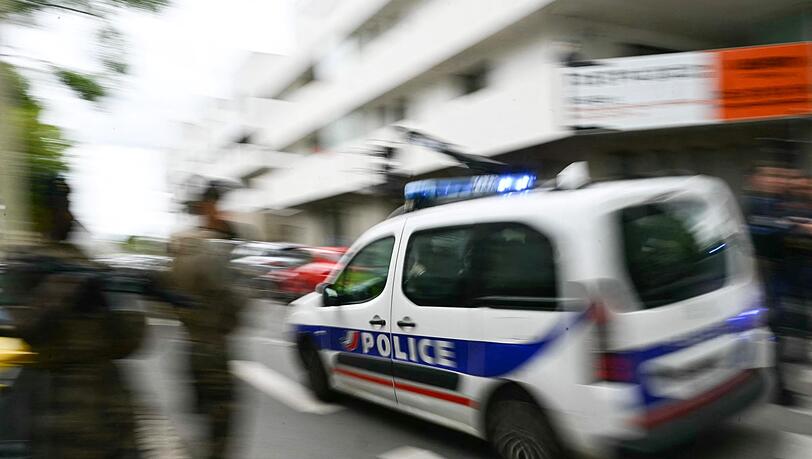 Die Fahrt des Neunj&auml;hrigen mit einem Gel&auml;ndewagen durch Marseille h&auml;tte ein schlimmes Ende nehmen k&ouml;nnen, meint die Polizei. (Symbolbild)