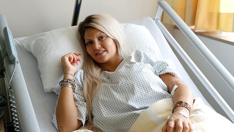 Sophia Vegas grüßt aus dem Krankenbett ihre ehemaligen Bewohner. Sophia Vegas grüßt aus dem Krankenbett ihre ehemaligen Bewohner.