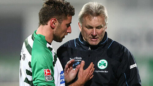 „Wir haben gegen Augsburg etwas gut zu machen“: Stefan Reisinger will gegen den FCA angreifen. Möhlmann: „Stefan ist fit“ „Wir haben gegen Augsburg etwas gut zu machen“: Stefan Reisinger will gegen den FCA angreifen. Möhlmann: „Stefan ist fit“