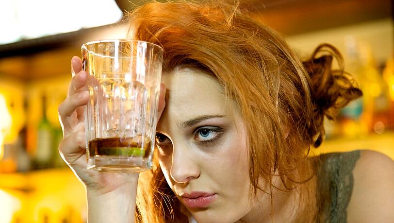 Der Mythos, dass Alkohol Gehirnzellen abtötet, hält sich hartnäckig. Der Mythos, dass Alkohol Gehirnzellen abtötet, hält sich hartnäckig.
