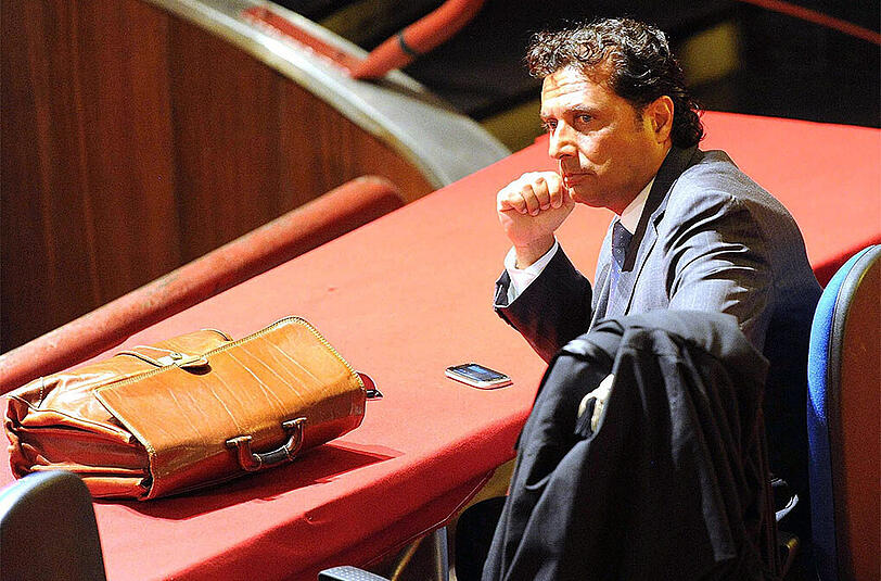 Die Anklage fordert 26 Jahre Haft für den "Costa"-Kapitän Francesco Schettino.