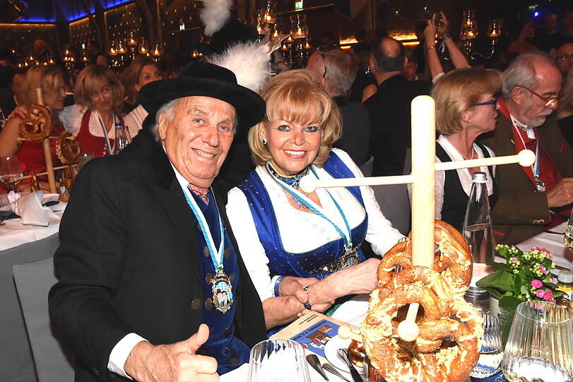 Die Wiesn-Wirte G&uuml;nter und Margot Steinberg.