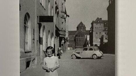 „Nachkriegskind Heidi in der Kreittmayrstraße“: ein Foto aus dem Buch „München – Da schau her!“