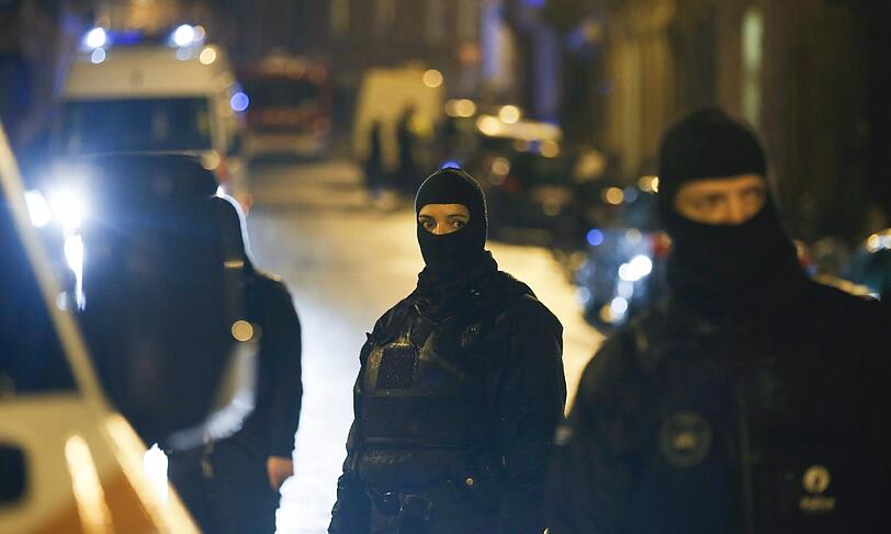 Bilder aus Verviers: Bei dem Anti-Terroreinsatz sind mehrere Menschen getötet worden.