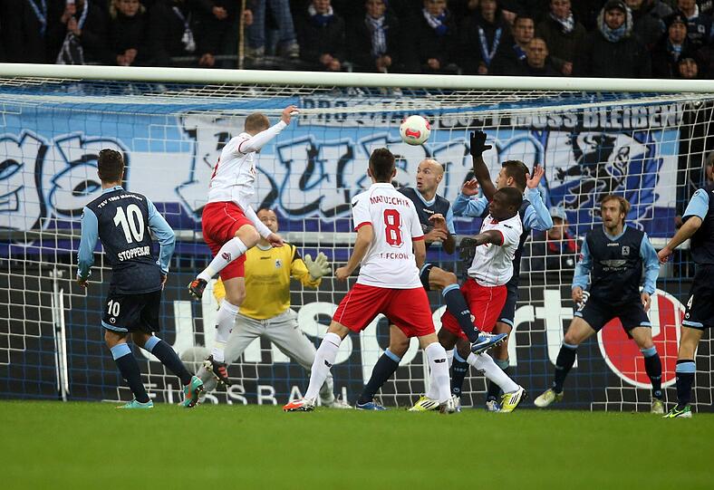 Die Löwen gegen Köln - sehen Sie hier die Bilder des Spiels.