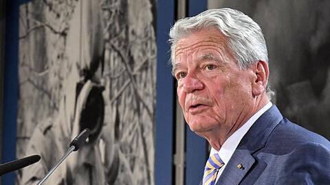 Joachim Gauck, Bundespräsident a.D., bei einer Veranstaltung im thüringischen Geisa.