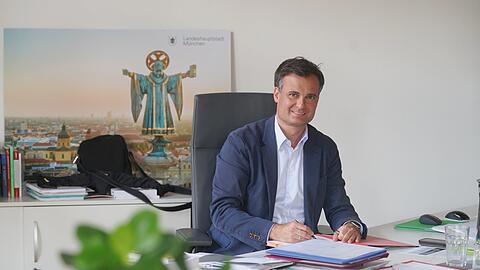 Alexander Dietrich.