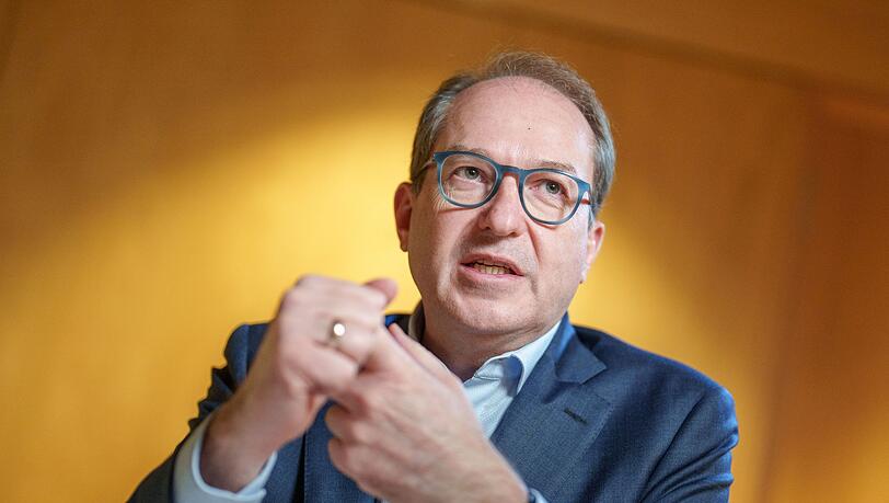 Alexander Dobrindt hält wenig von den Tätigkeiten der Initiative, nennt die Umtauschaktionen "linke Umgehungs-Industrie" (Archivbild).