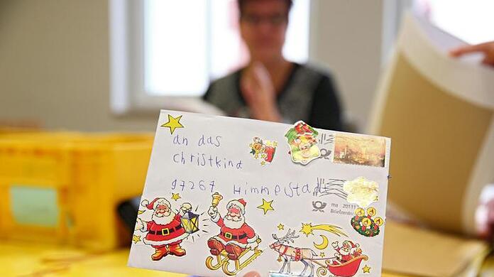 Der Brief eines Kindes an das Christkind im Weihnachtspostamt in Himmelstadt.