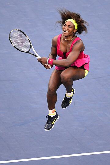 Serena Williams gewinnt gegen die Italienerin Sara Errani mit 6:1, 6:2 und zieht ins Finale der US Open in New York ein. Dort trifft sie auf Wiktoria Asarenka