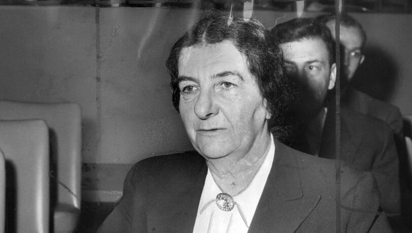 Eine starke Persönlichkeit: Golda Meir 1953 bei einer Rede vor den Vereinten Nationen in New York.