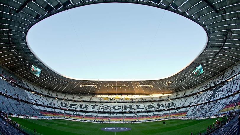 Deutschland gegen Österreich in der Allianz Arena: Die AZ hat einen Liveticker im Programm Deutschland gegen Österreich in der Allianz Arena: Die AZ hat einen Liveticker im Programm