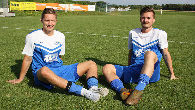 Treffen am Mittwoch auf alte Bekannte: Stefan Huber (links) und Markus Hanusch (rechts) vom SV Dornach. Die beiden spielten einst in der B-Jugend des TSV 1860 unter anderem mit Marius Willsch und Markus Ziereis aus der heutigen Löwen-Elf zusammen.