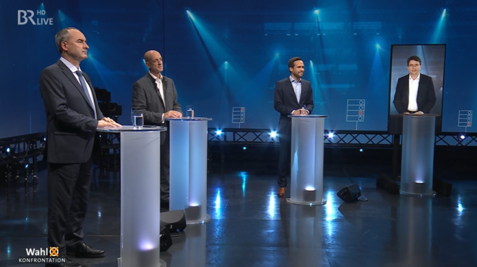 Schlagabtausch in Viererrunde: Hubert Aiwanger, Martin Böhm, Martin Hagen und Florian von Brunn (v. li.) kämpften im BR um möglicherweise entscheidende Wählerstimmen.
