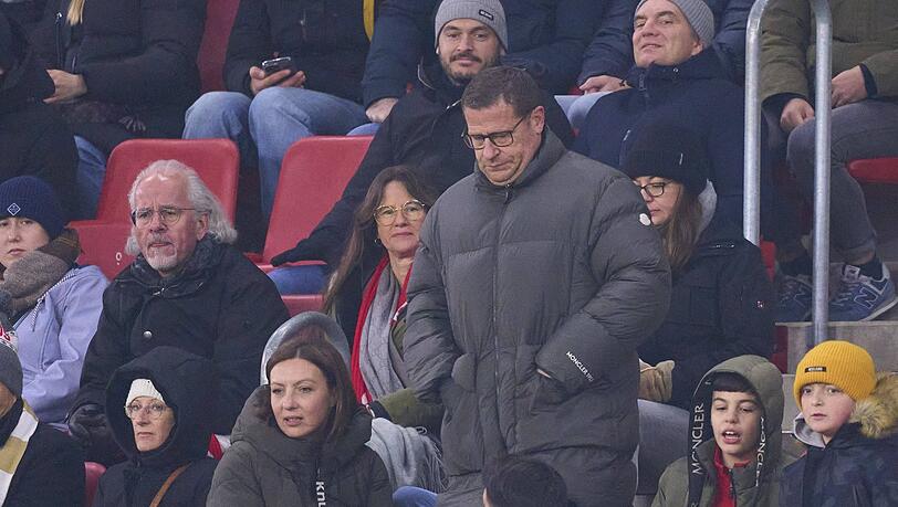 Max Eberl , Sportvorstand und Manager FC Bayern, sad in the match FSV MAINZ 05 - FC BAYERN MUENCHEN on Dec 14, 2024 in Mainz, Germany. Season 2024/2025, 1.Bundesliga, FCB,, München, matchday 14, 14.Spieltag