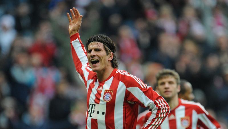 Natürlich will Mario Gomez auch in Gladbach wieder sich und die Fans zum Jubeln bringen. Natürlich will Mario Gomez auch in Gladbach wieder sich und die Fans zum Jubeln bringen.