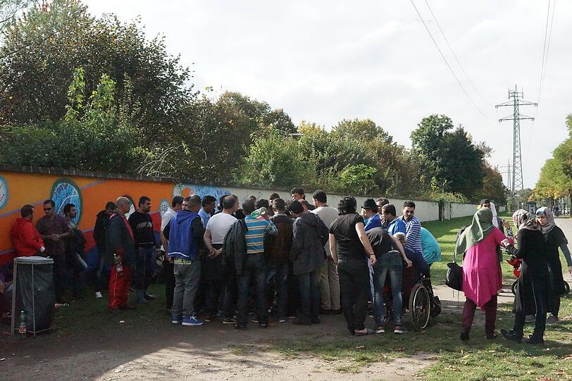 Sehen Sie hier weitere Bilder vom Besuch in der Bayernkaserne.