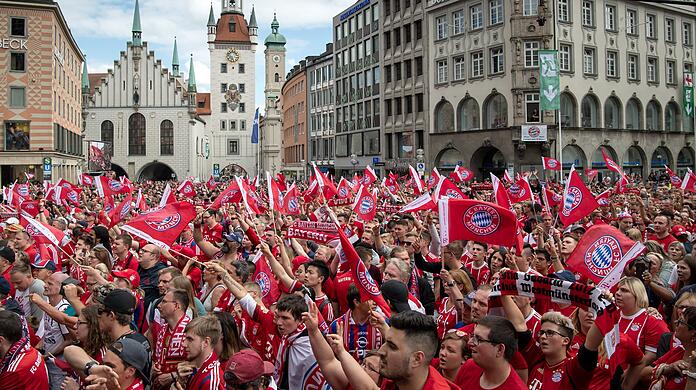 Die Meisterfeier des FC Bayern München auf dem Marienplatz. (Archivbild)