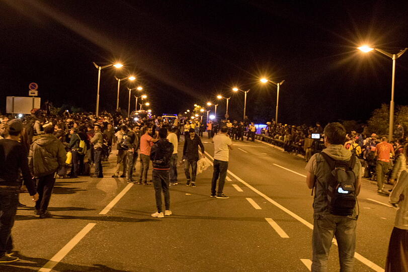 Katastrophale Zustände am Grenzübergang Freilassing. Die Bilder!