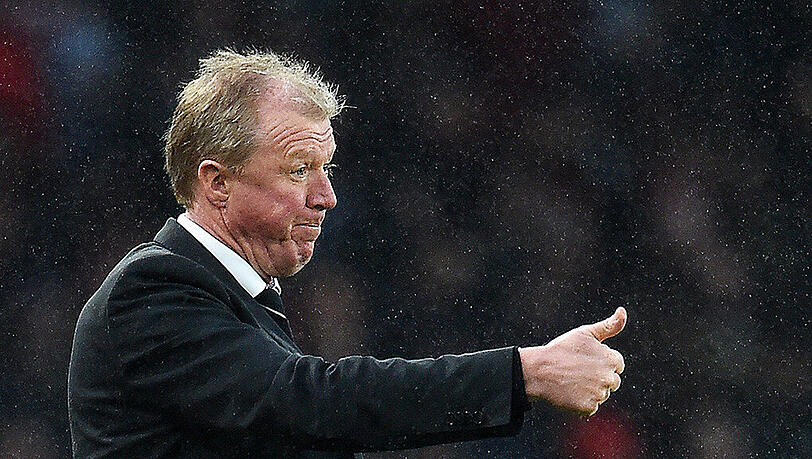 Steve McClaren ist in Newcastle entlassen worden. Ein Nachfolger soll schon in den Startlöchern stehen. Steve McClaren ist in Newcastle entlassen worden. Ein Nachfolger soll schon in den Startlöchern stehen.
