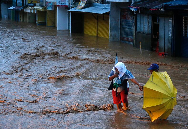 Taifun "Hagupit" wütet auf den Philippinen.
