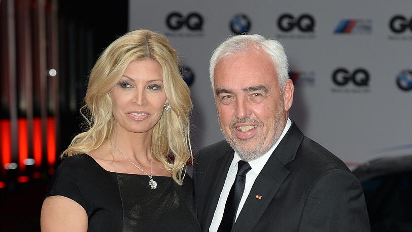 Der Chef der BMW Niederlassung in Berlin Hans-Reiner Schröder und seine Frau Katerina. Der Chef der BMW Niederlassung in Berlin Hans-Reiner Schröder und seine Frau Katerina.