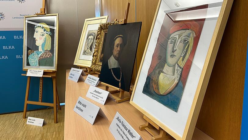 Weitere Gemälde, die sichergestellt wurden, v.l.: Marie Therese Walter, Francoise Gilot (beide von Picasso) sowie der "Heilige Sebastian" von Rubens und der "Ratsherr" von Rembrandt. Weitere Gemälde, die sichergestellt wurden, v.l.: Marie Therese Walter, Francoise Gilot (beide von Picasso) sowie der "Heilige Sebastian" von Rubens und der "Ratsherr" von Rembrandt.
