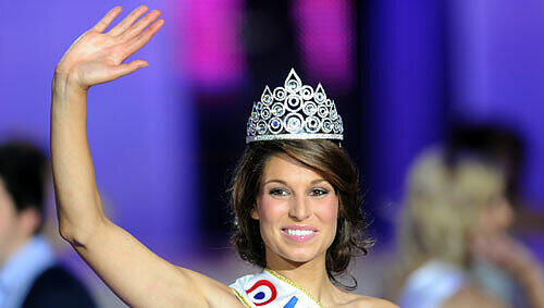 Laury Thilleman Laury Thilleman
