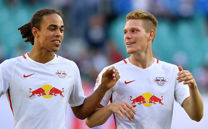 15. RB Leipzig: Für die Jury ist das Trikot kein Aufsteiger. Wirkt es doch eher wie ein Give-away T-Shirt. Weißer Grund mit Druck auf der Brust ist leider etwas einfallslos!