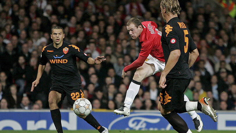 2006/2007 Manchester United gegen AS Rom 7:1. Hier trifft Wayne Rooney im Rückspiel.