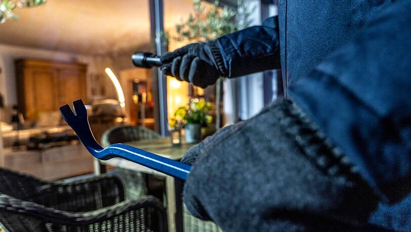 Ein mysteri&ouml;ser Einbruch in ein Mietshaus in Ramersdorf besch&auml;ftigt die M&uuml;nchner Kripo. (Symbolbild)