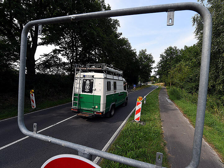 Das Wackener Ortsschild musste wie jedes Jahr dran glauben. Findige Souvenirjäger haben es abmontiert.
